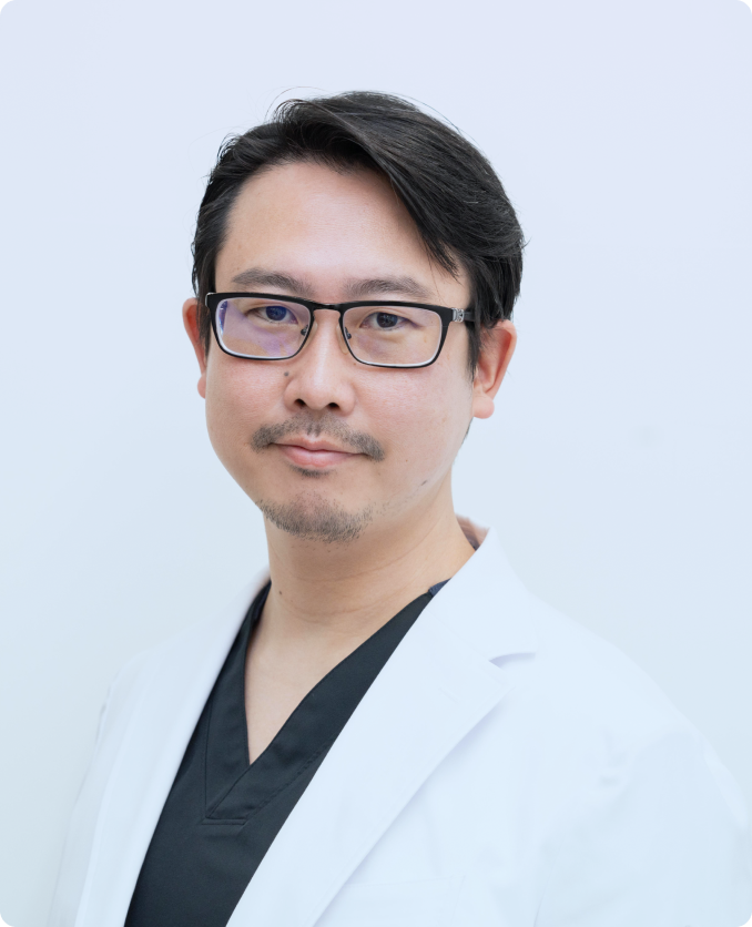 理事長 岡田 信輔